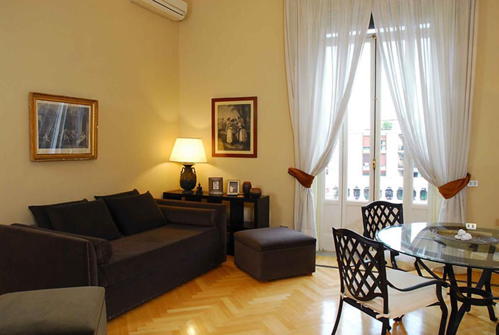 Casa Rubinacci Apartamento Nápoles Exterior foto